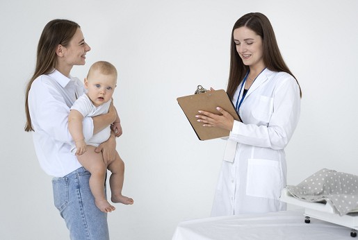 Ki a szoptatási tanácsadó és miben tud segíteni?